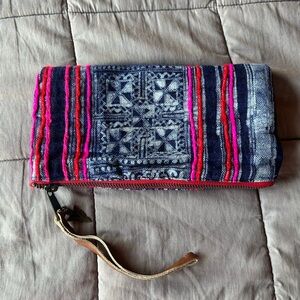 Vaalbara fold over wristlet
